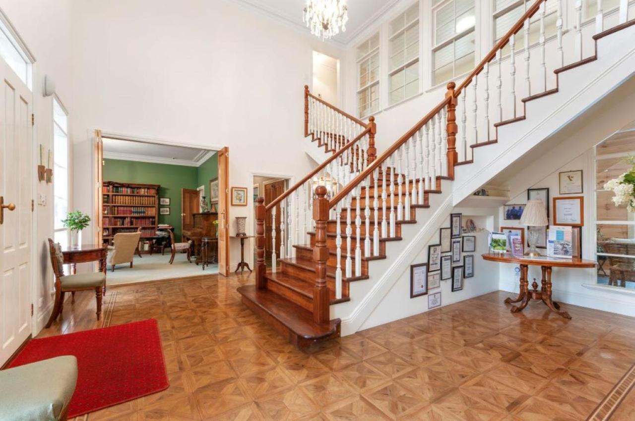Montfort Manor ترارالغون المظهر الخارجي الصورة