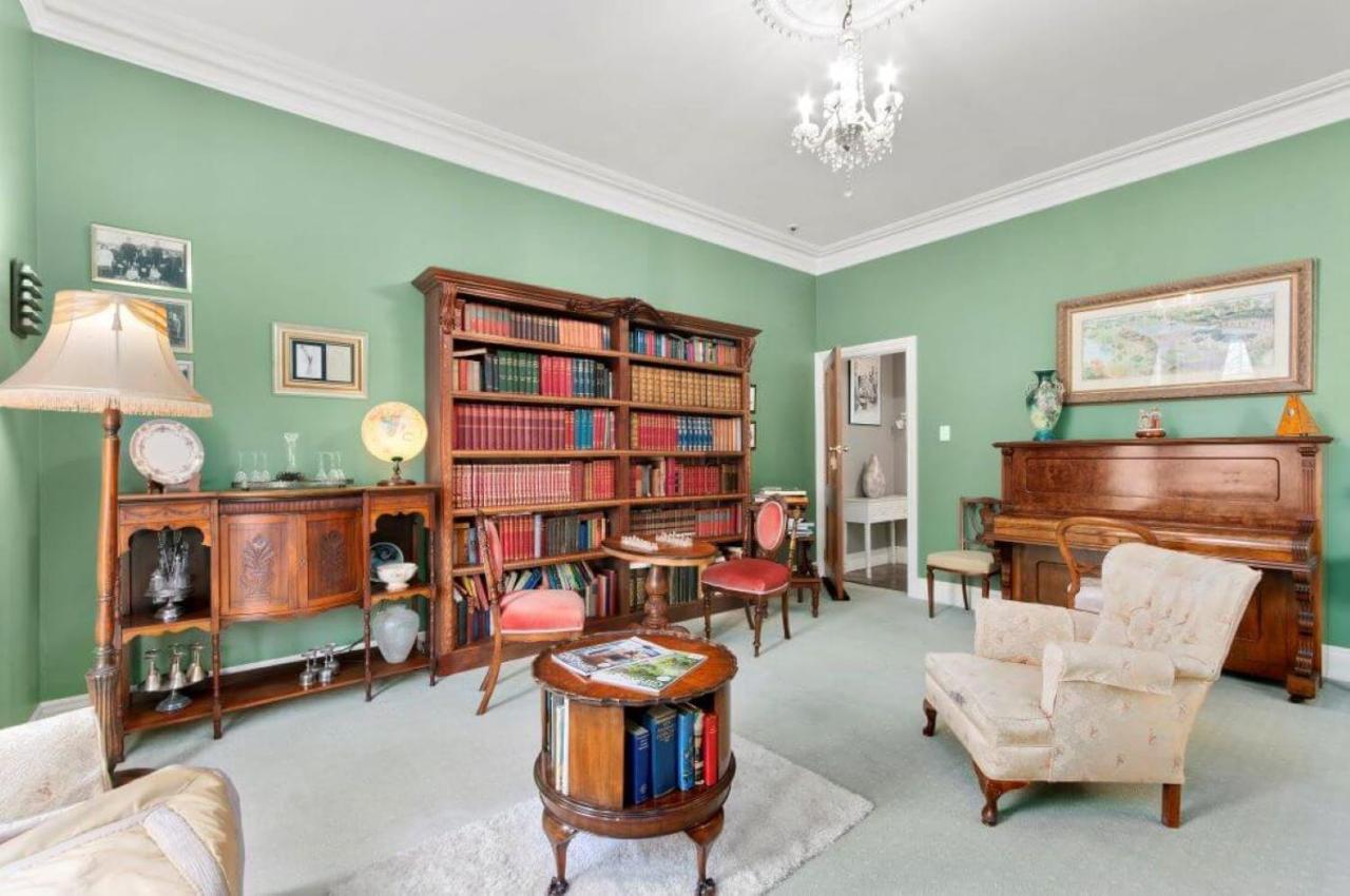 Montfort Manor ترارالغون المظهر الخارجي الصورة
